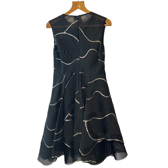 Talbot Runhof Black Gold Metallic Cocktail Dress Size 12 A-Line Sleeveless - Picture 4 of 12